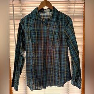 Van Heusen Blue and Green Casual Button Down Shirt
